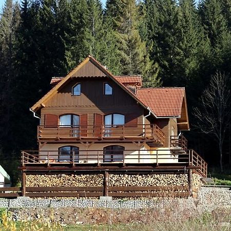 Penzion Ladova Stratená Exterior foto